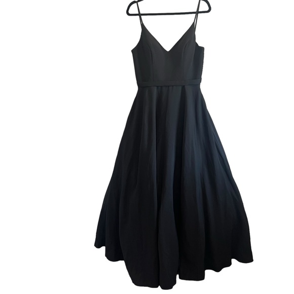 NEW Mac Duggal Claasic A-Line V Neck Ballgown Size 8 - Picture 3 of 10